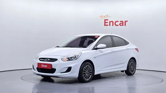 Hyundai () 1.4 VVT 2015