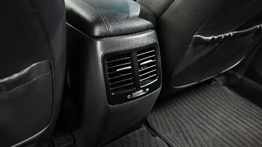 Kia K5 LPI 2013 18