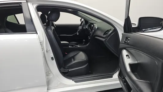 Kia K5 LPI 2013 26