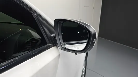 Kia K5 LPI 2013 31