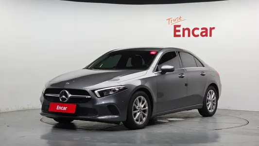 Mercedes-Benz A-Class W177 A220 2020