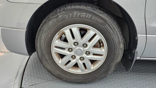 Hyundai Grand Starex 2015 4
