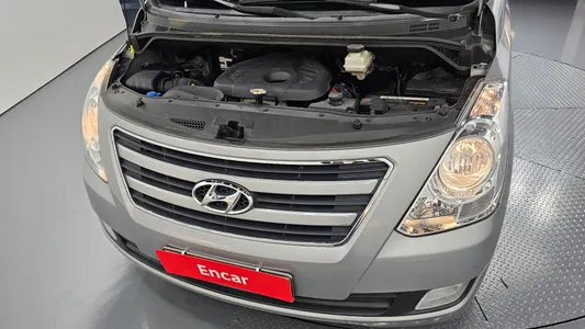 Hyundai Grand Starex 2015 5