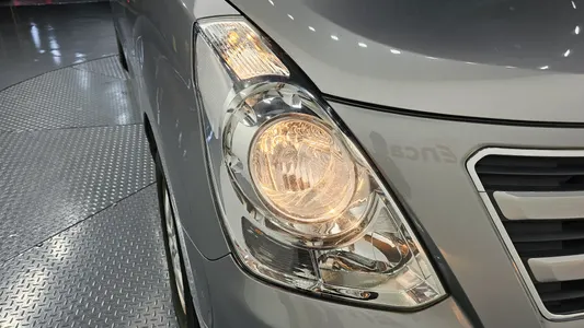 Hyundai Grand Starex 2015 22