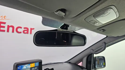 Hyundai Grand Starex 2015 27
