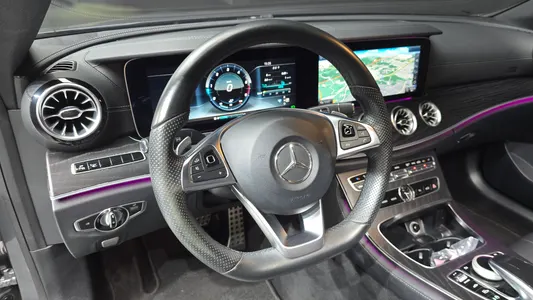 Mercedes-Benz E-Class W213 E220d 2017 12