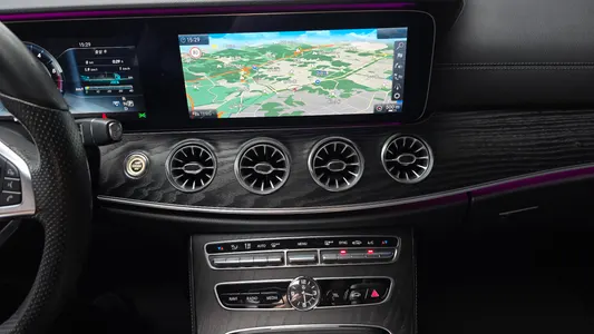Mercedes-Benz E-Class W213 E220d 2017 27