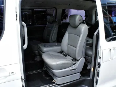 Hyundai Grand Starex 12 2016 6