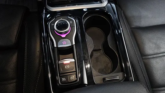 Renault Korea SM6 2.0 LPe LE () 2017 17