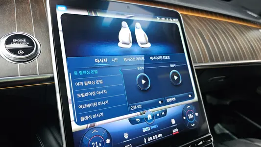 Mercedes-Benz S-Class W223 S680 4MATIC 2022 29