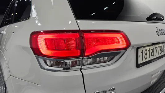 Jeep 그랜드 체로키 3.0 2014 23