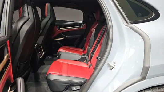Porsche (PO536) 3.0 2024 26