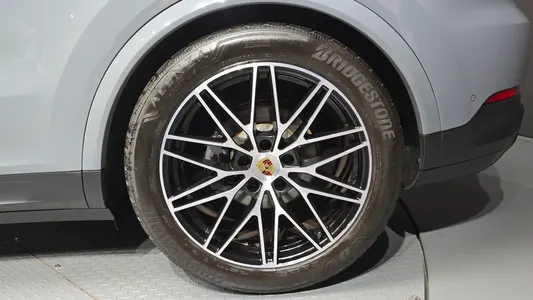 Porsche (PO536) 3.0 2024 21