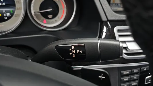 Mercedes-Benz E-Class W212 E220 2015 9