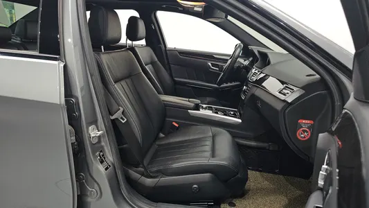 Mercedes-Benz E-Class W212 E220 2015 10