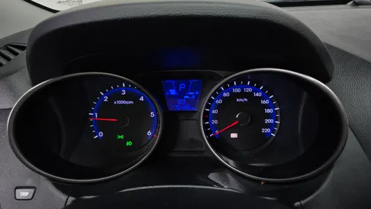 Hyundai ix 2WD LX20 2009 8