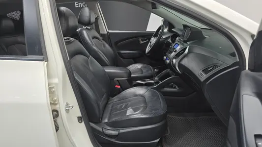 Hyundai ix 2WD LX20 2009 11