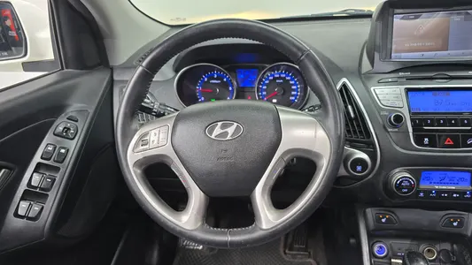 Hyundai ix 2WD LX20 2009 13