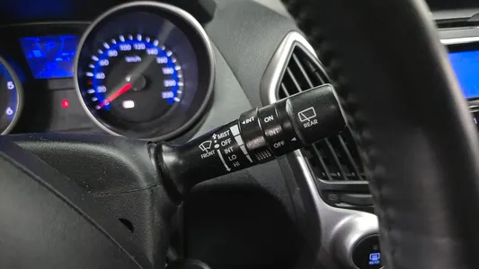 Hyundai ix 2WD LX20 2009 16