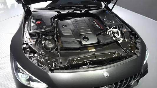 Mercedes-Benz AMG GT 4 43 4MATIC+ 2024 6