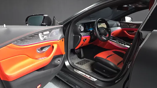 Mercedes-Benz AMG GT 4 43 4MATIC+ 2024 10