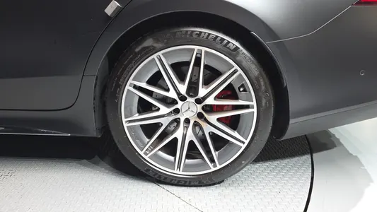 Mercedes-Benz AMG GT 4 43 4MATIC+ 2024 21