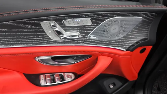 Mercedes-Benz AMG GT 4 43 4MATIC+ 2024 30