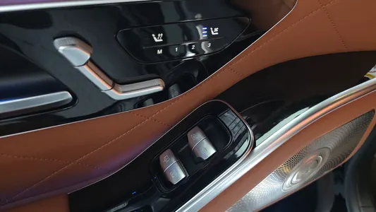 Mercedes-Benz S-Class W223 S500L 4MATIC 2025 28