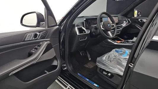 BMW X7 (G07) xDrive 40i M 6 2026 11