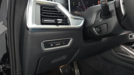 BMW X7 (G07) xDrive 40i M 6 2026 34