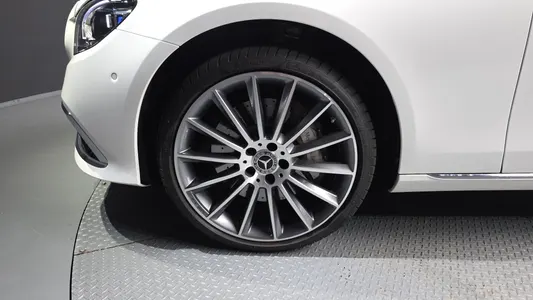 Mercedes-Benz E-Class W213 E450 4MATIC 2023 5