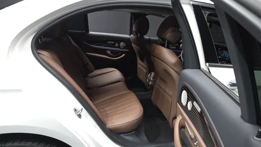 Mercedes-Benz E-Class W213 E450 4MATIC 2023 12