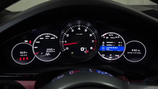 Porsche (PO536) 3.0 2022 8