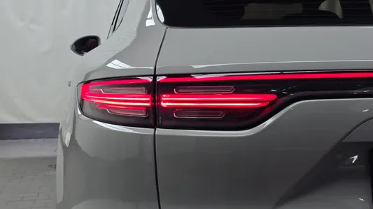 Porsche (PO536) 3.0 2022 23