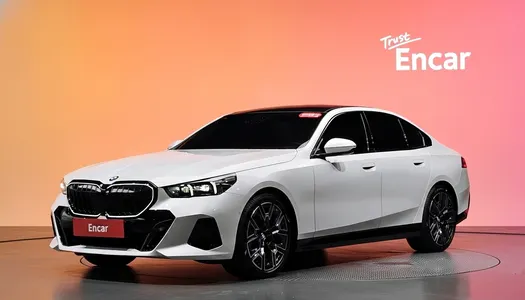 BMW 5 Series (G60) 530i xDrive M 2025 20