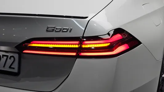 BMW 5 Series (G60) 530i xDrive M 2025 23