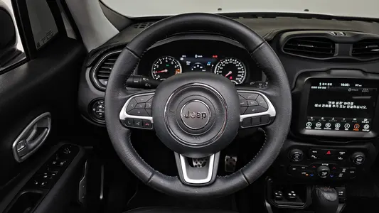 Jeep 레니게이드 1.3 2023 13
