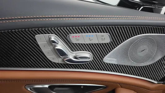 Mercedes-Benz AMG GT 4 63 S 4MATIC+ 2020 35