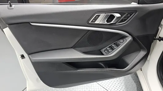 BMW 2 Series Gran Coupe (F44) 220i 2022 24