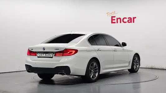 BMW 5 Series (G30) 520d xDrive M 2017