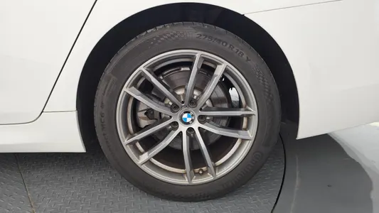BMW 5 Series (G30) 520d xDrive M 2017 21