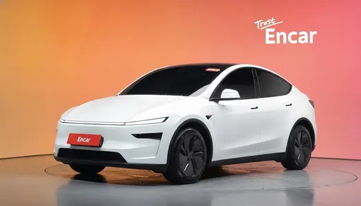 Tesla Y RWD 2025
