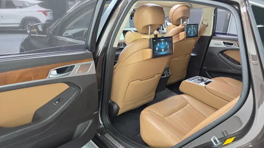 Genesis G80 3.8 GDI AWD 2016 11