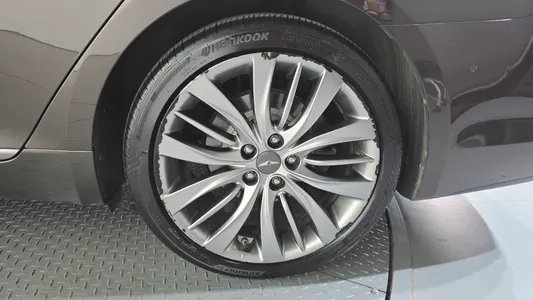 Genesis G80 3.8 GDI AWD 2016 21