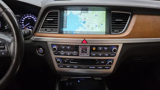 Genesis G80 3.8 GDI AWD 2016 30