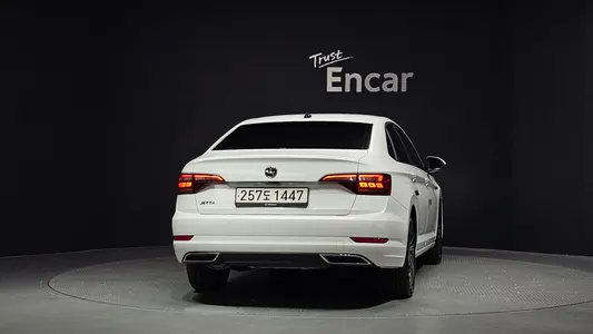 Volkswagen 7 1.4 TSI 2021 4