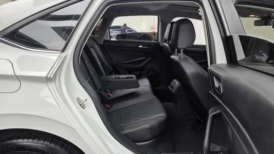 Volkswagen 7 1.4 TSI 2021 12