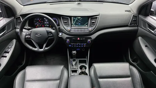Hyundai Tucson 1.7 2WD 2015 7