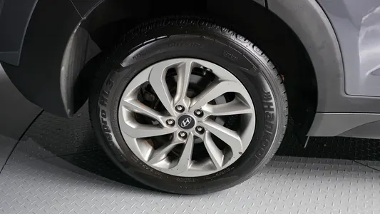 Hyundai Tucson 1.7 2WD 2015 21