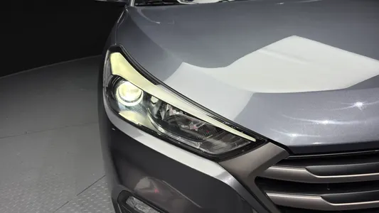 Hyundai Tucson 1.7 2WD 2015 22